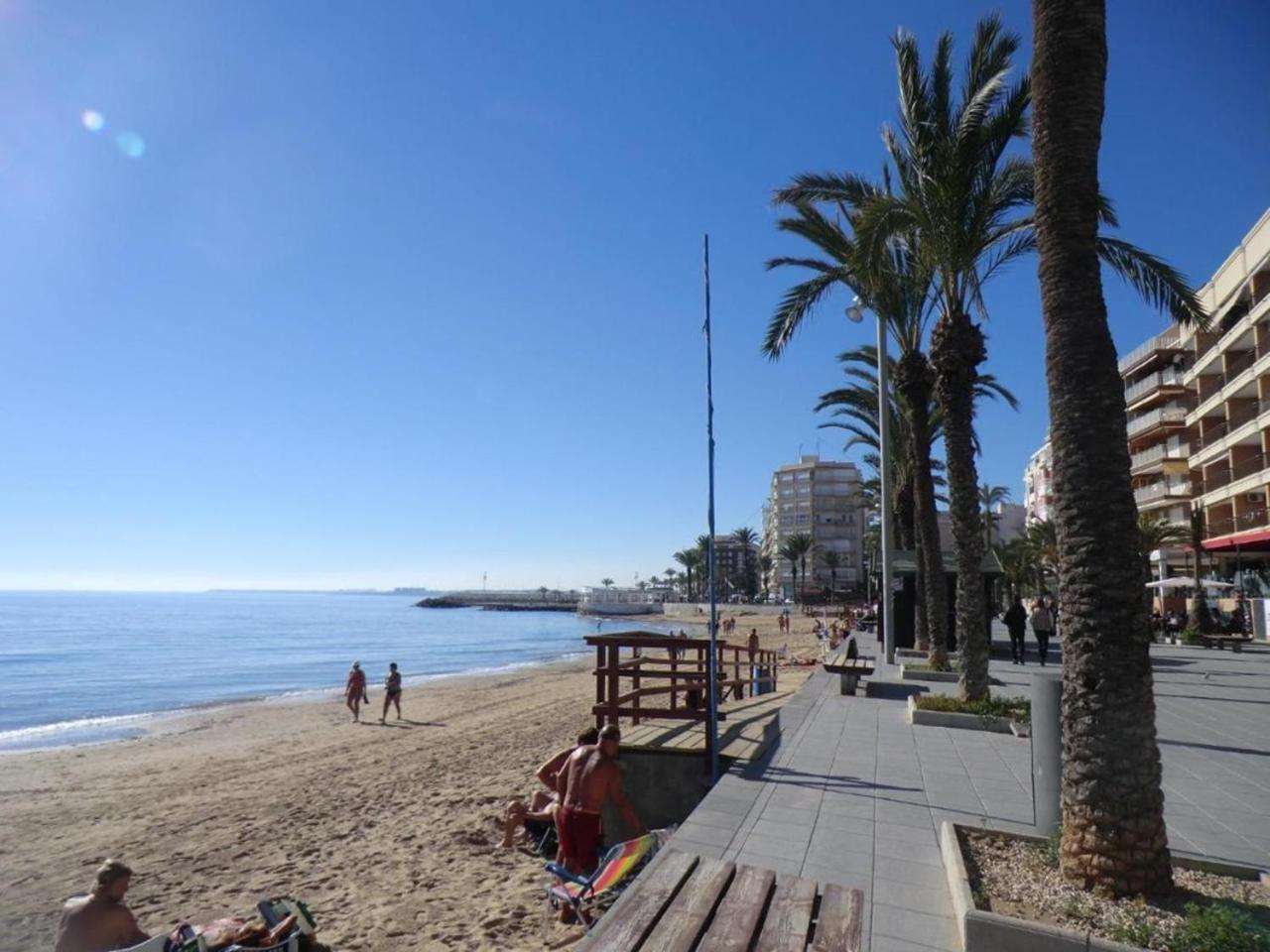 Casa Amorosa Apartment With Pool - Close To Beach, City Centre And Bus Station Torrevieja Exterior foto