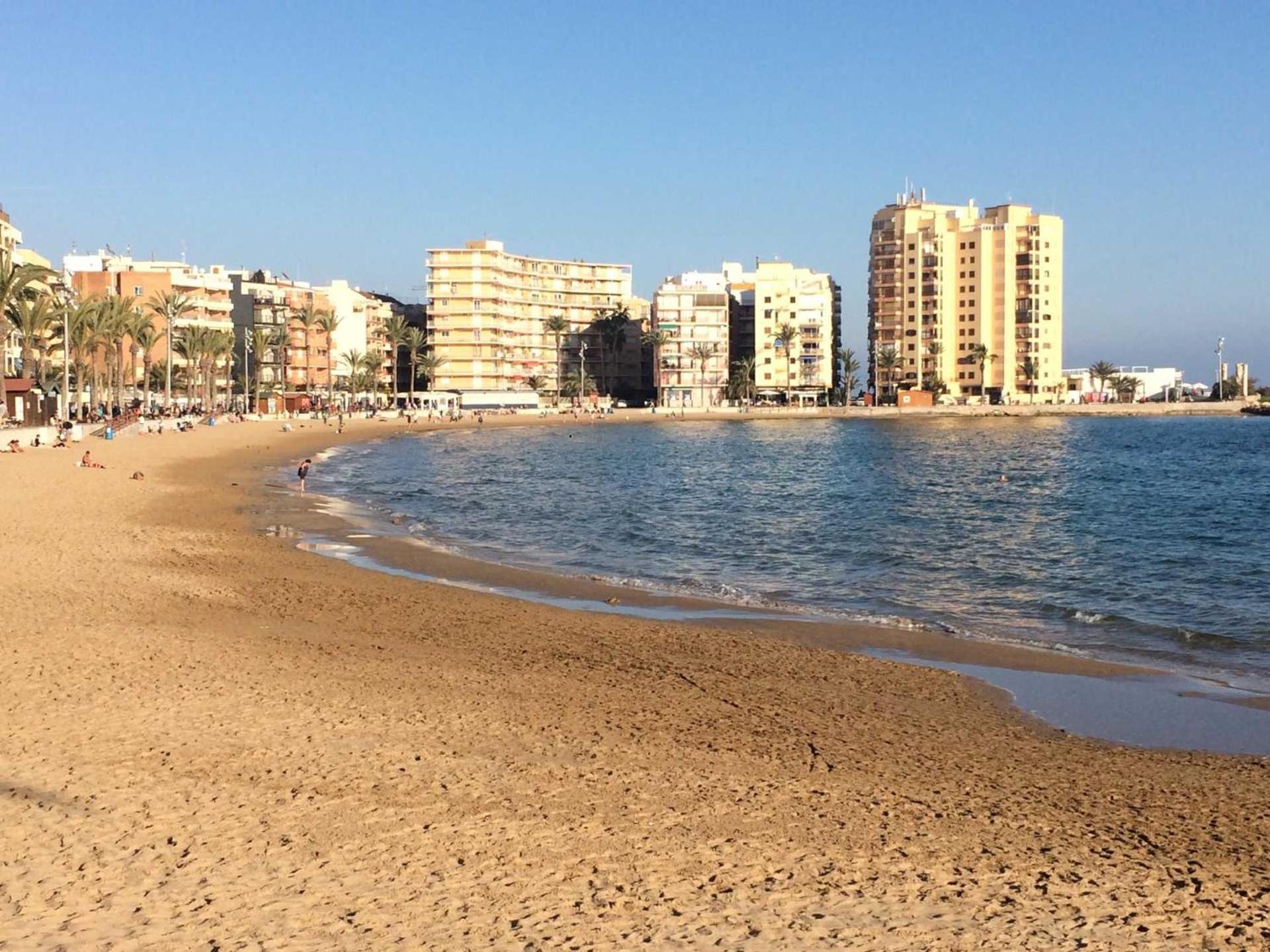 Casa Amorosa Apartment With Pool - Close To Beach, City Centre And Bus Station Torrevieja Exterior foto